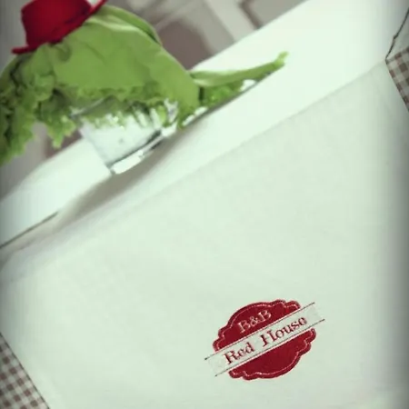 Red House فندق مبيت وإفطار