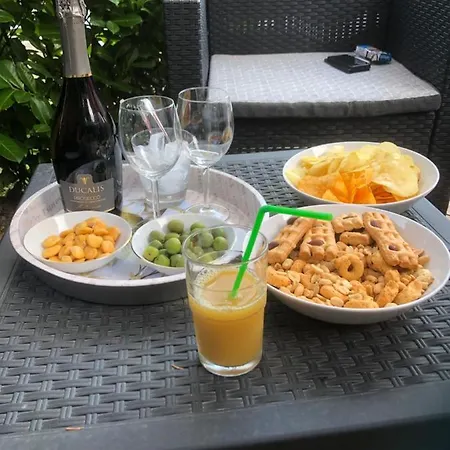 Red House فندق مبيت وإفطار