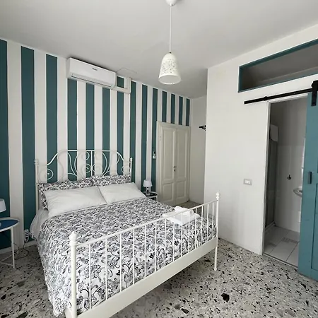 Red House فندق مبيت وإفطار Garlate
