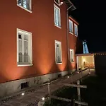 Red House Panzió 3*